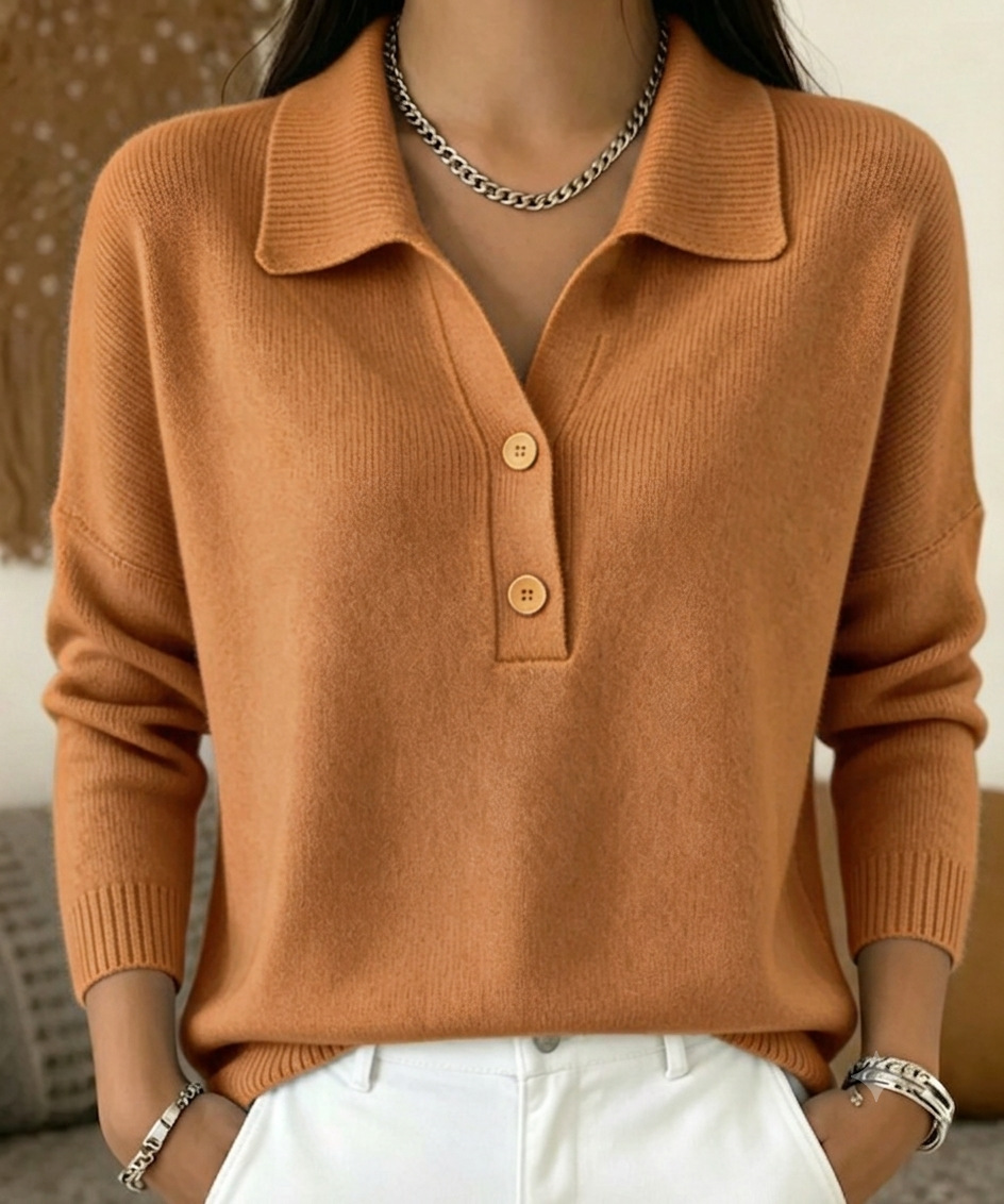 Entspannter Damen-Strickpullover mit zwei Knöpfen und Polokragen