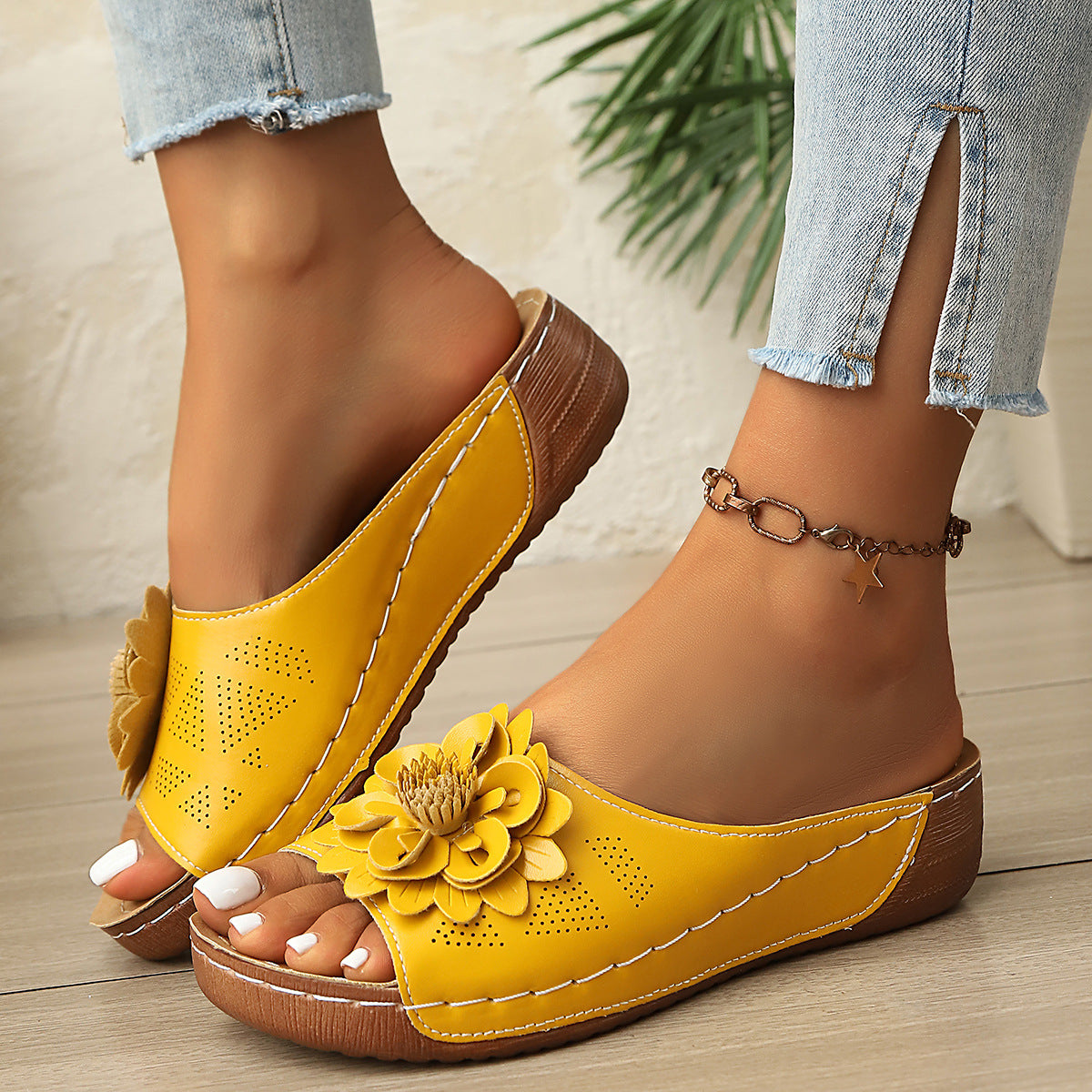 Ladies' 👡  🌬️ & Airy for Daily Walks 🚶‍♀️