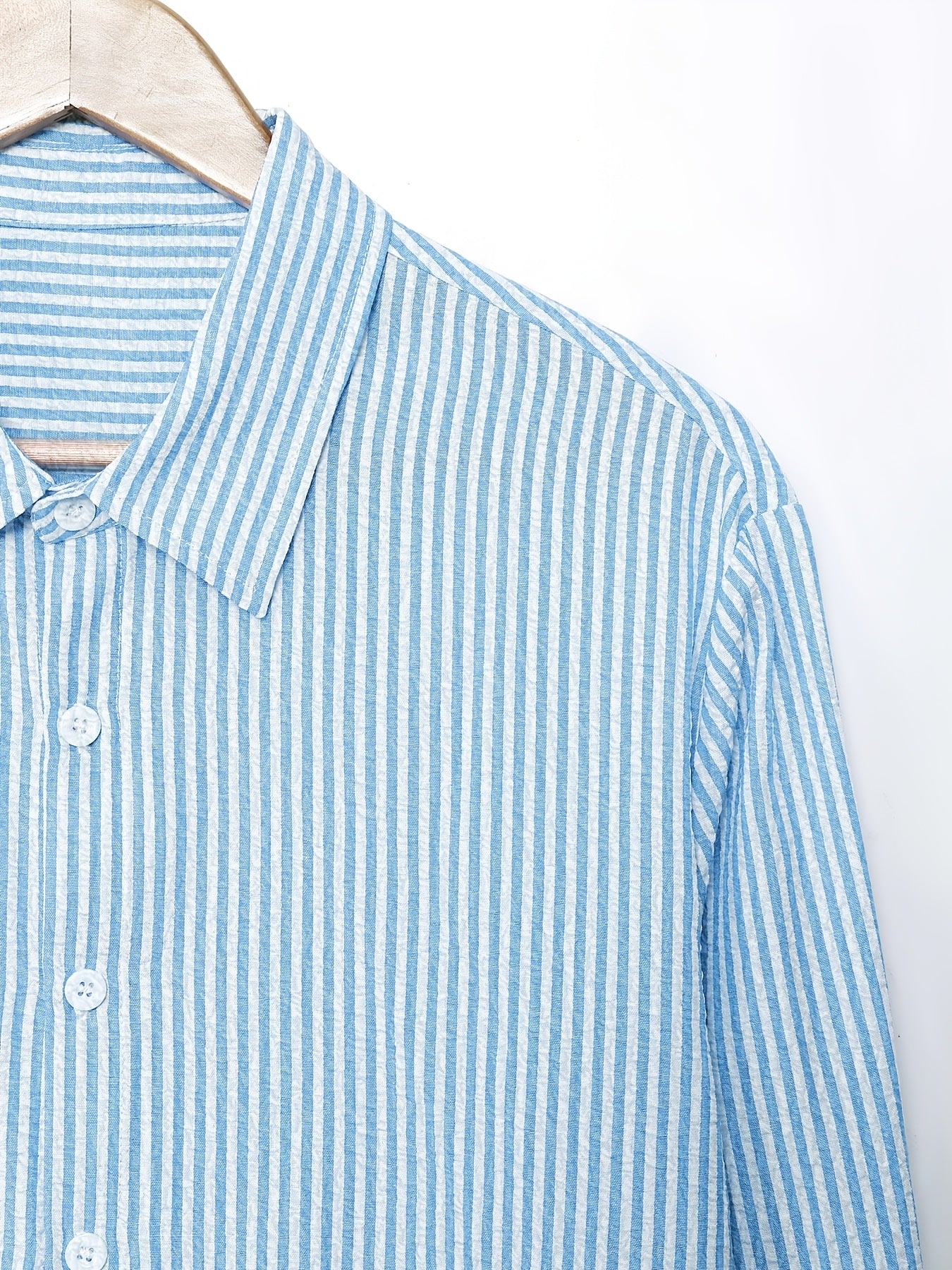 Relaxed Point Collar and Placket Detail