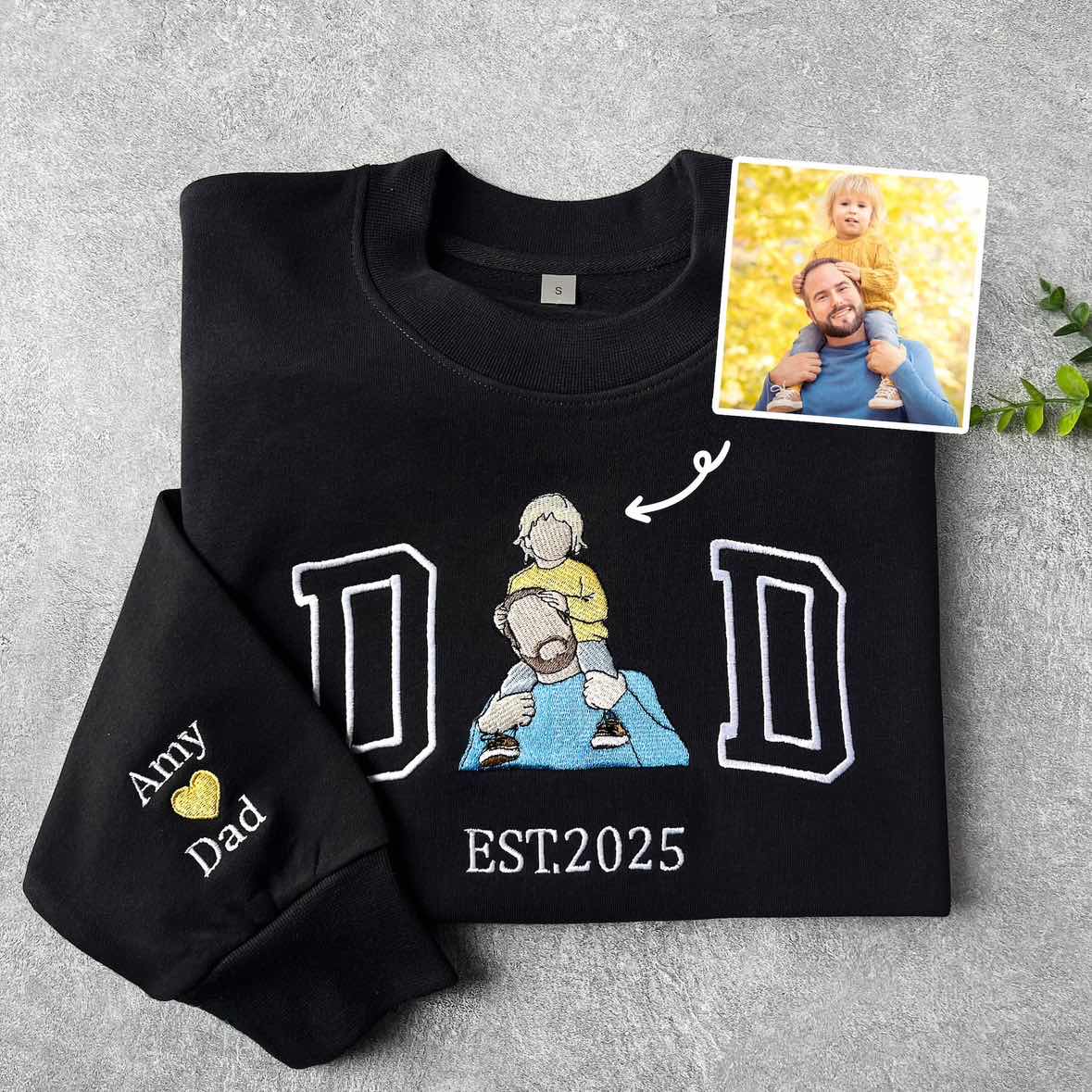 [Copy]Custom Dad Portrait Embroidered T-Shirt & Hoodie – Personalized Photo Outline for Father’s Day or Birthday