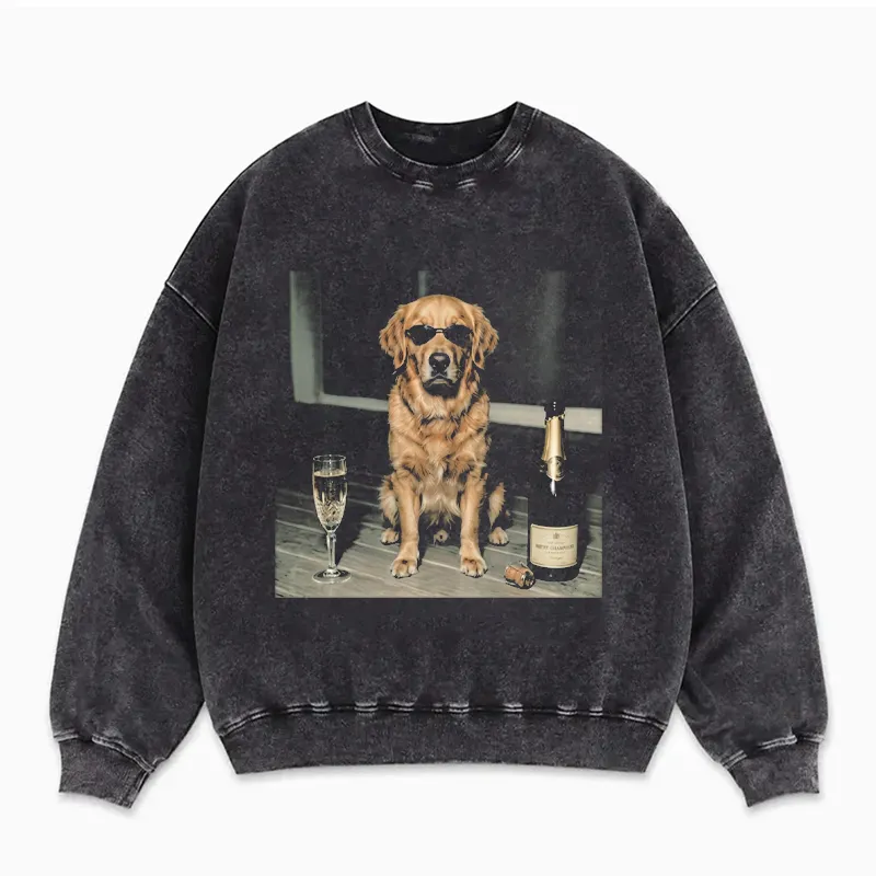Golden Retriever Drinking Champagne Sweatshirt