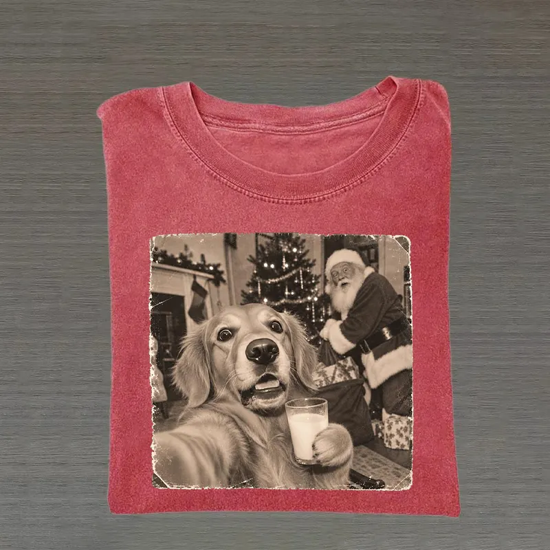 Golden Retriever Santa Selfie T-shirt