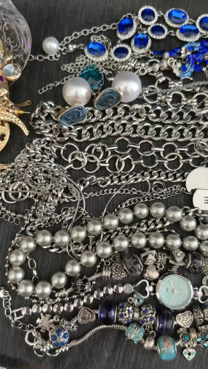 Silver Tone Celestial Mystery Jewelry Box fashion jewelry assortment