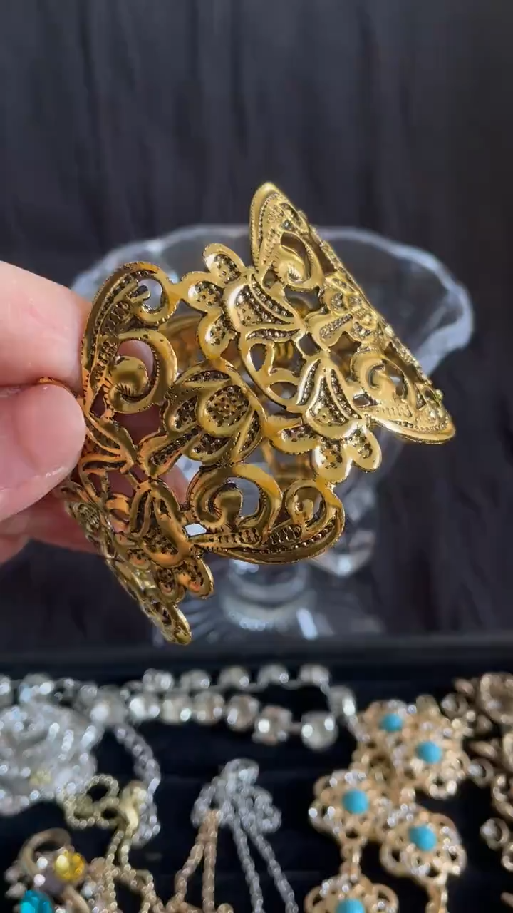 Dragoncore Imperial Mystery Jewelry Jar fashion jewelry assortment