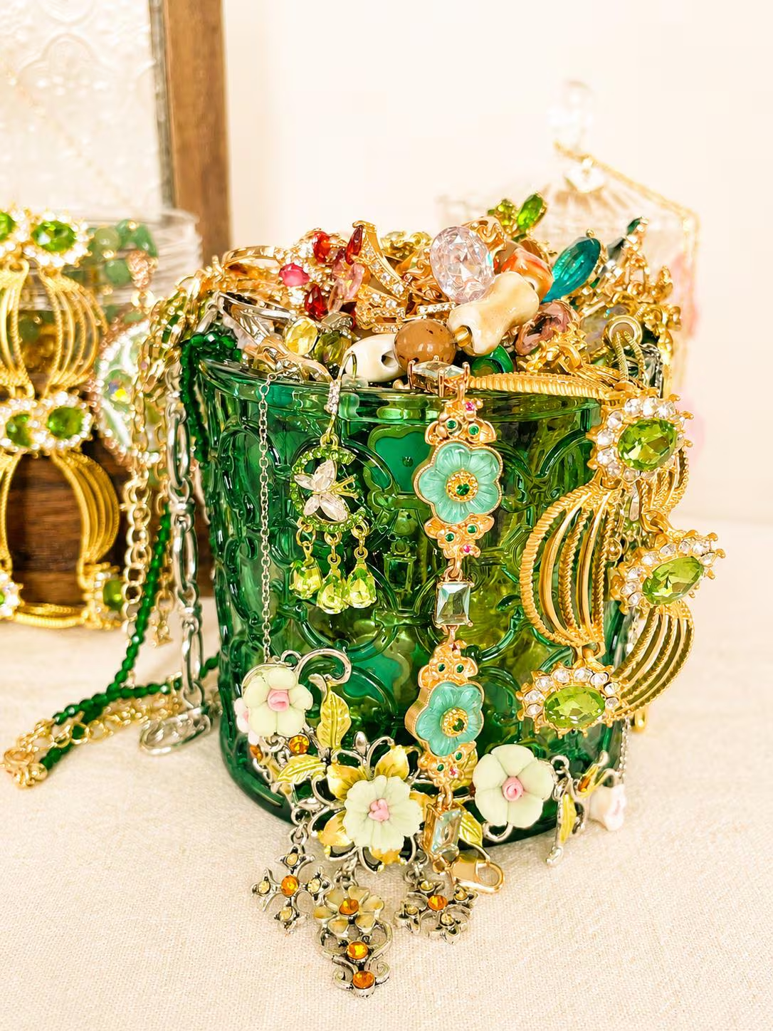 Secret Garden Mystery Jewelry Jar fashion jewelry assortment