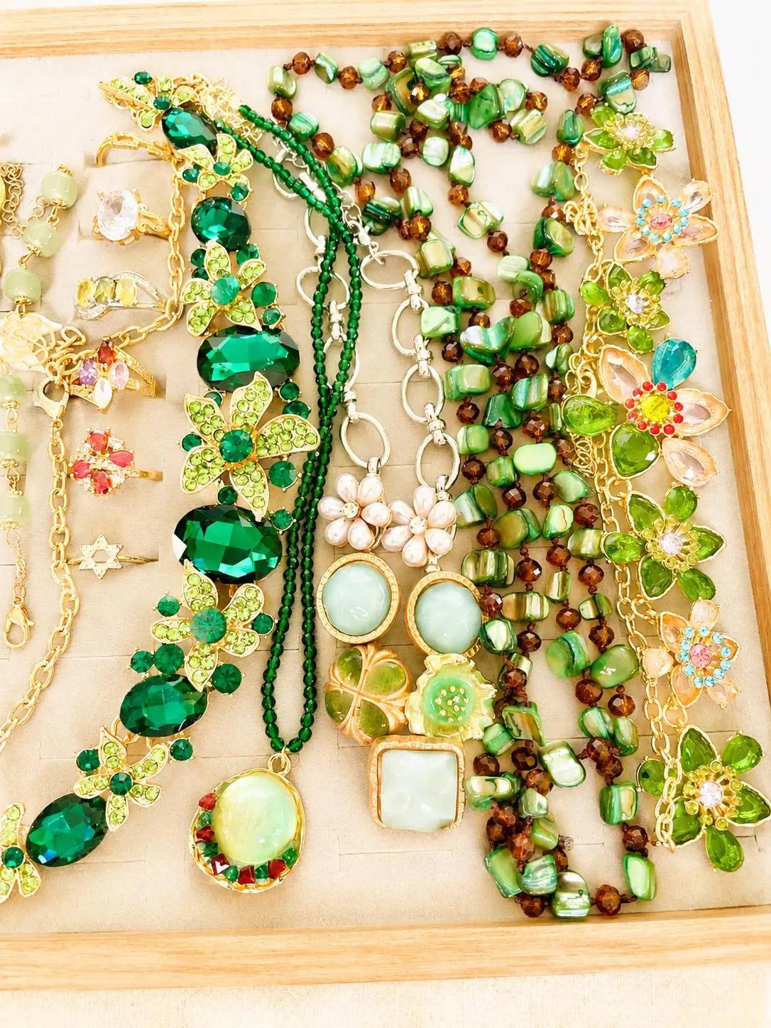 Secret Garden Mystery Jewelry Jar fashion jewelry assortment