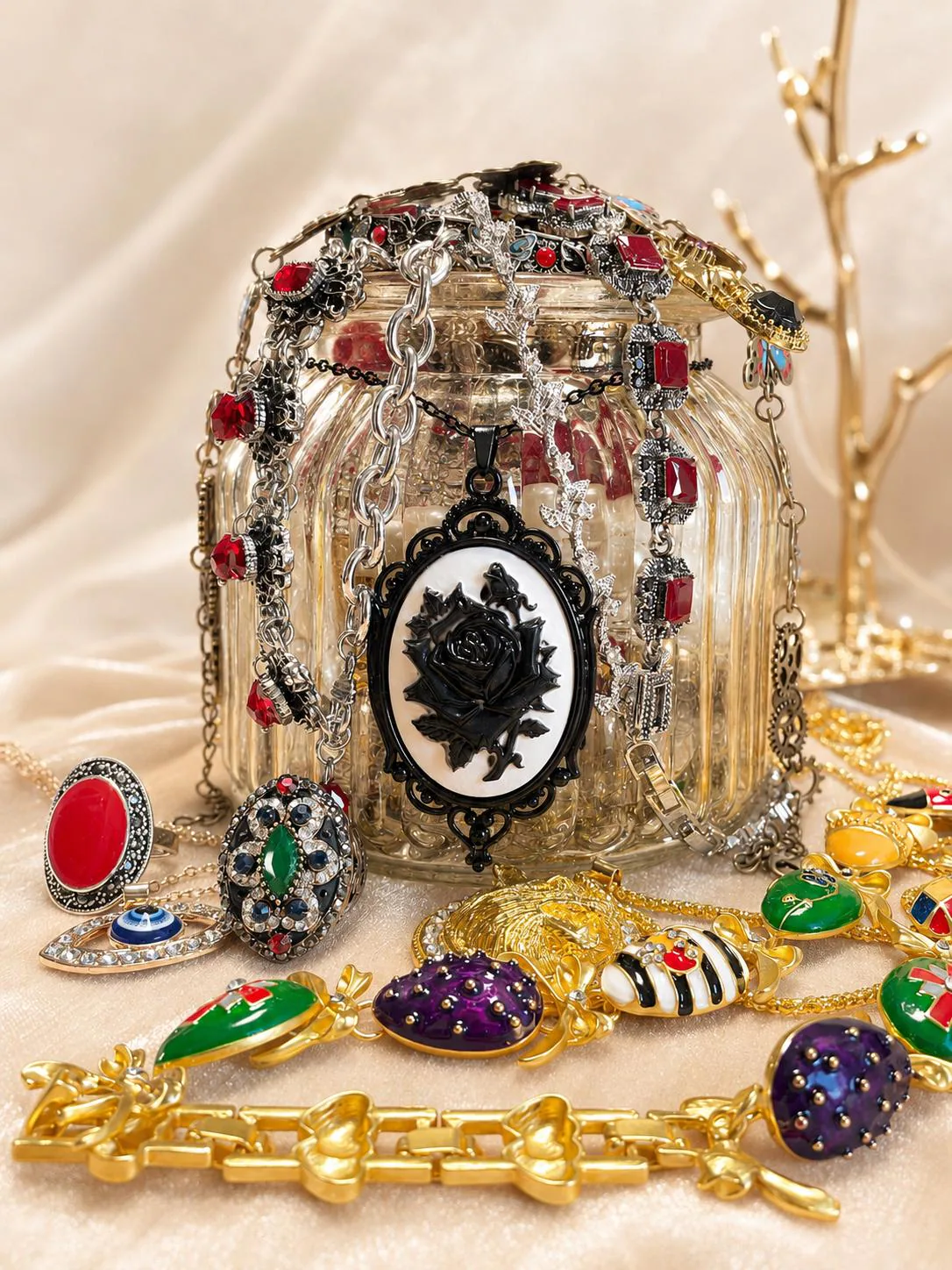 Gothic Romance Mystery Jewelry Jar fashion jewelry assortment