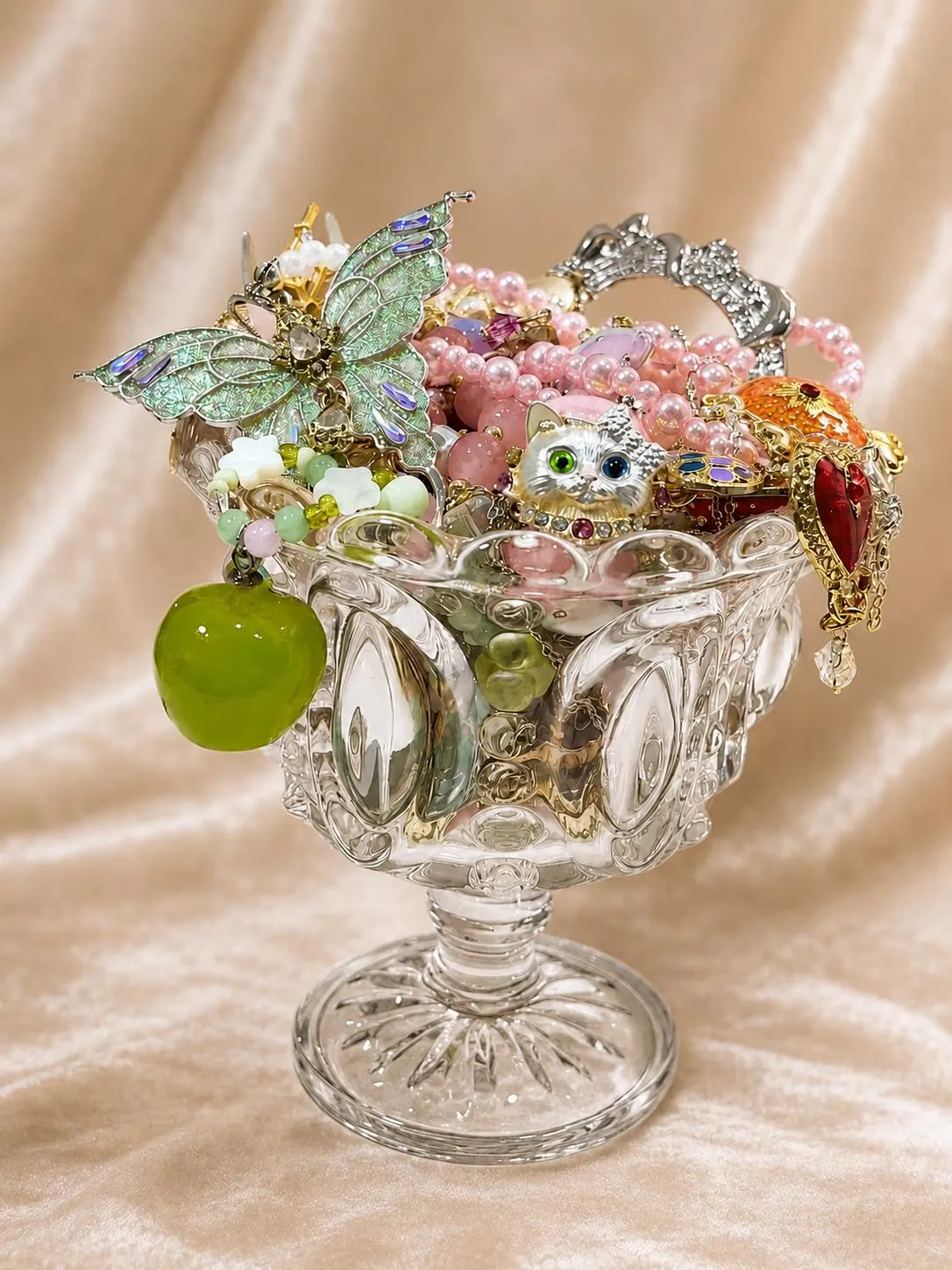 Gothic Mystery Jewelry Jar fashion jewelry assortment