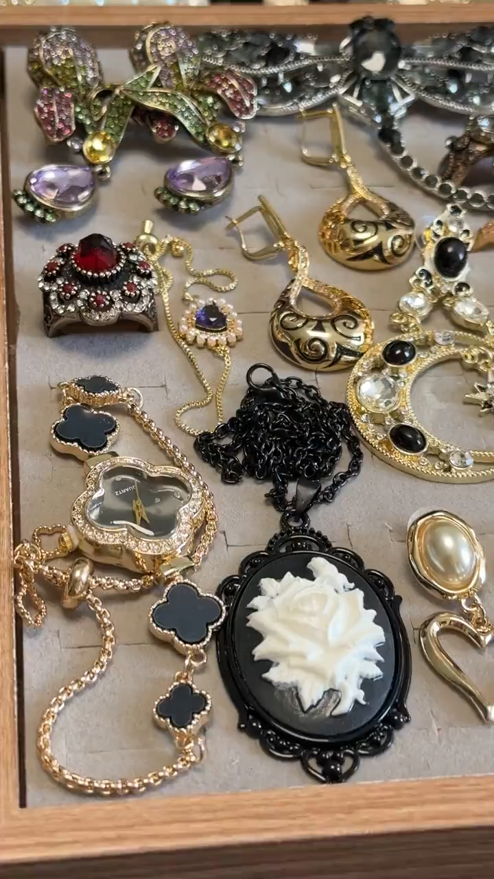 Gold Tone Pearl Style Mystery Jewelry Jar fashion jewelry assortment