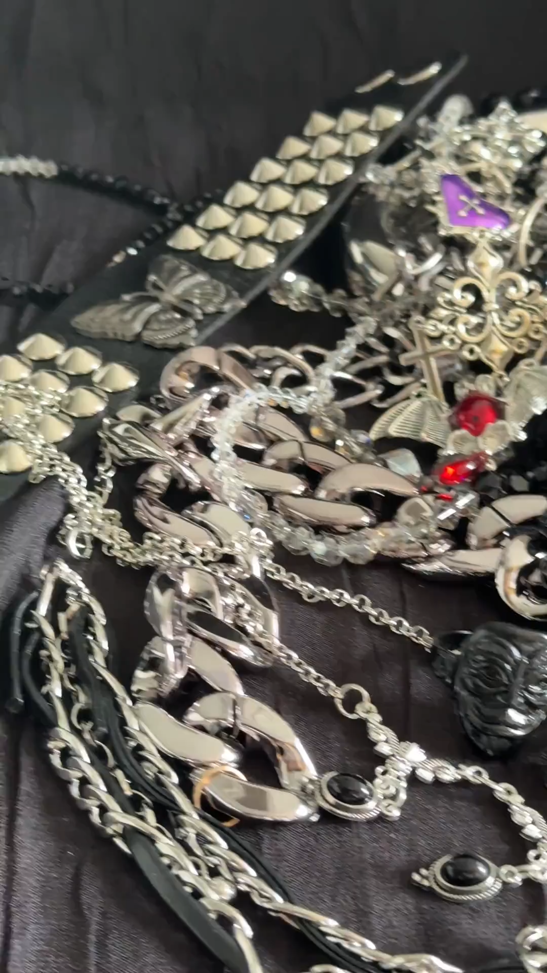 Gothic Romance Mystery Jewelry Jar fashion jewelry assortment