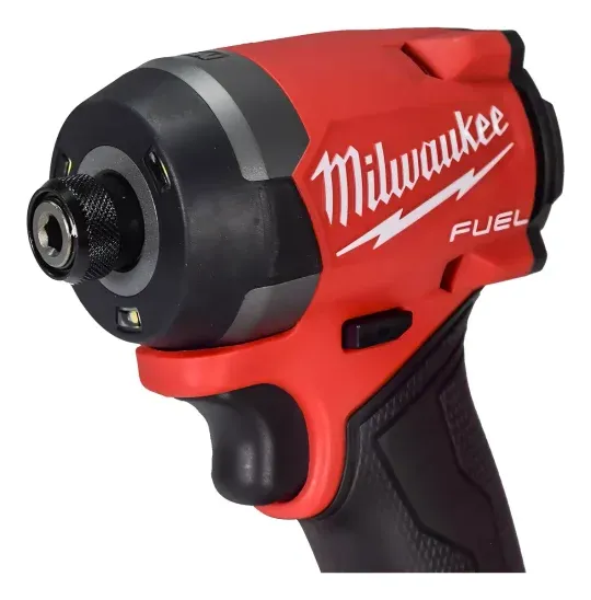Combo Milwaukee Rotomartillo Atornillador Fuel 3697-22 Color Rojo