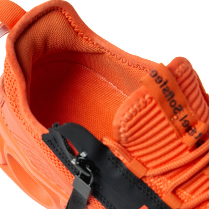 Men's Cloud Wanderer V7 - Orange