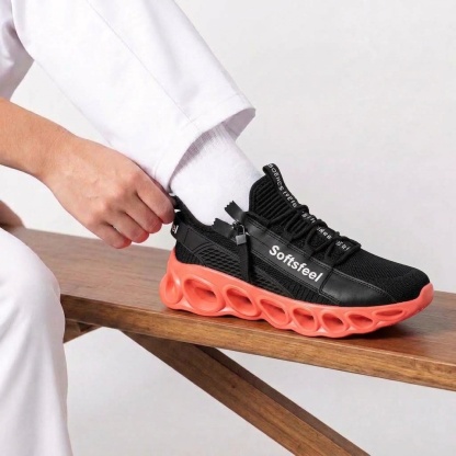 Women's Cloud Wanderer V7 - Black Orange