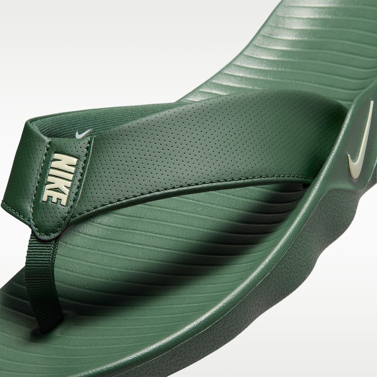 Nike Marina Slides (Herren) – Fir/Light Khaki
