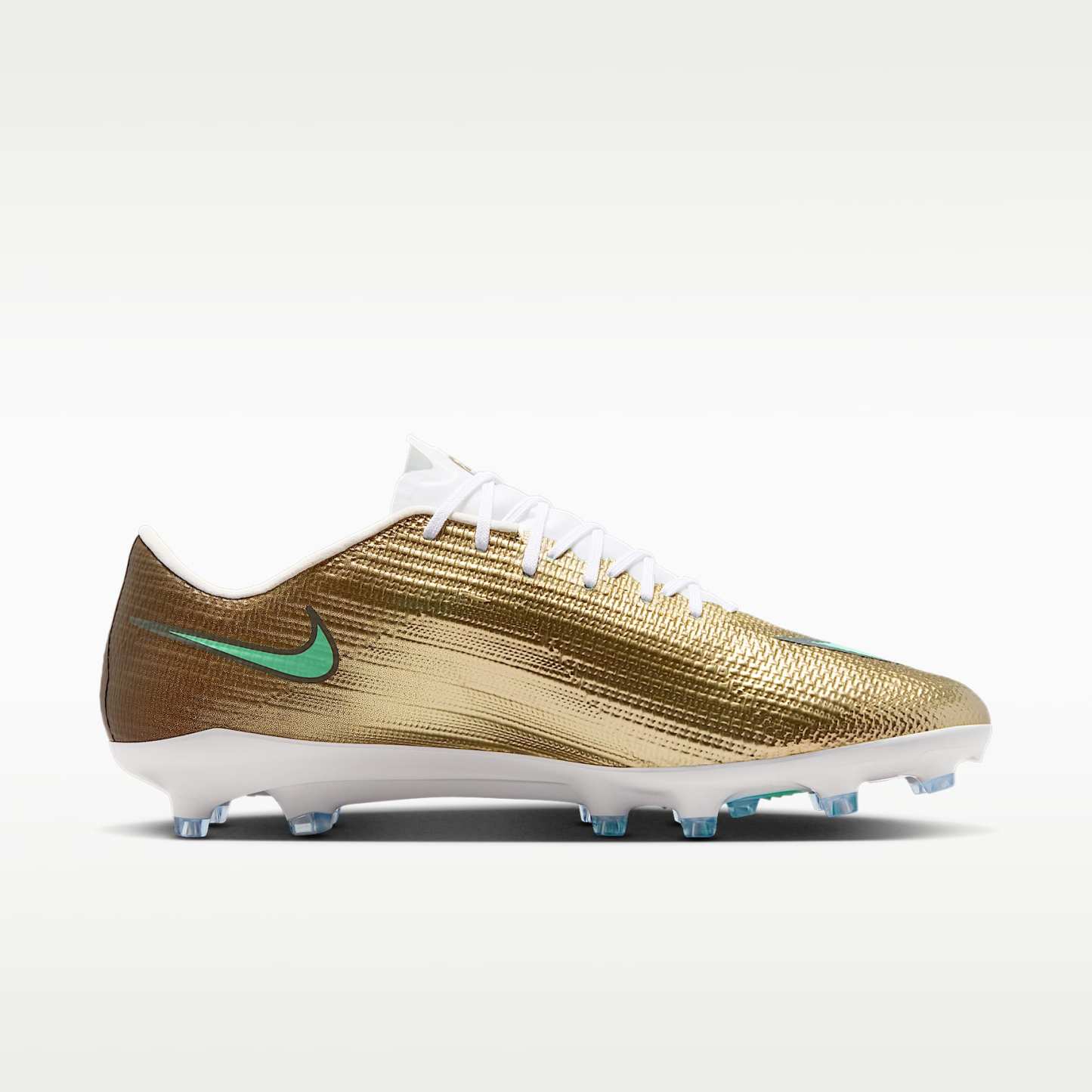 Nike Mercurial Superfly 11 Pro „Kylian Mbappé“ Low-Top-Fußballschuh für Kunstrasen – Metallic Gold/Green Glow