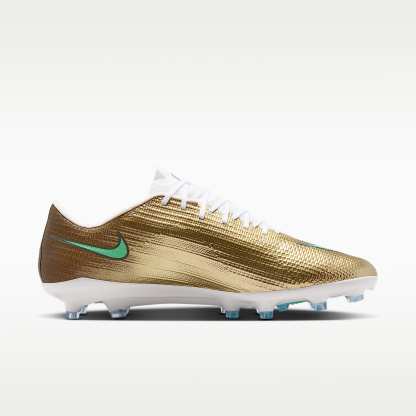 Nike Mercurial Superfly 11 Pro „Kylian Mbappé“ Low-Top-Fußballschuh für Kunstrasen – Metallic Gold/Green Glow