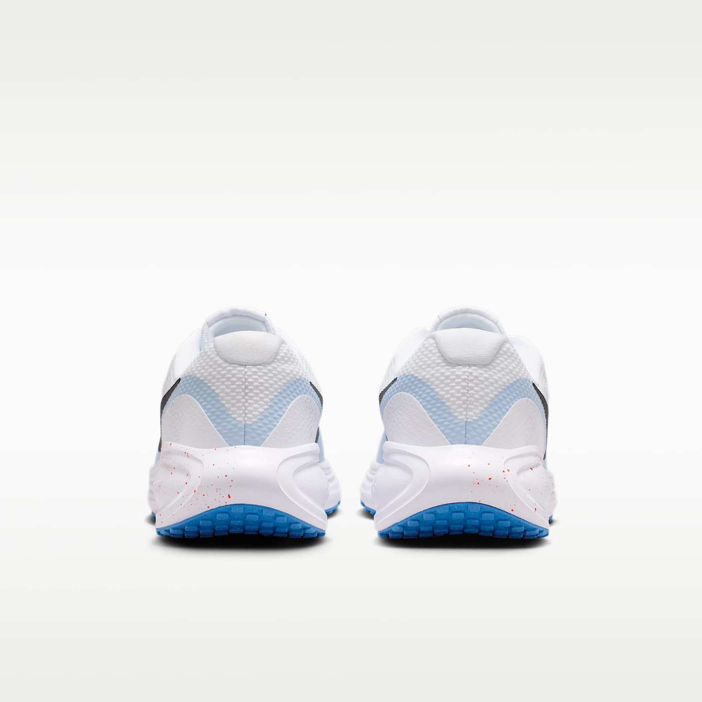 Nike Revolution 8 Straßenlaufschuh (Herren) – Weiß/Hydrogen Blue/Blue Crystal/Off Noir