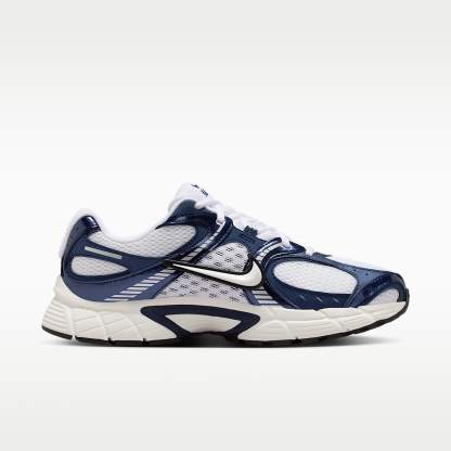 Nike V5 RNR Schuh (Herren) – Weiß/Midnight Navy/Metallic Silver/Weiß