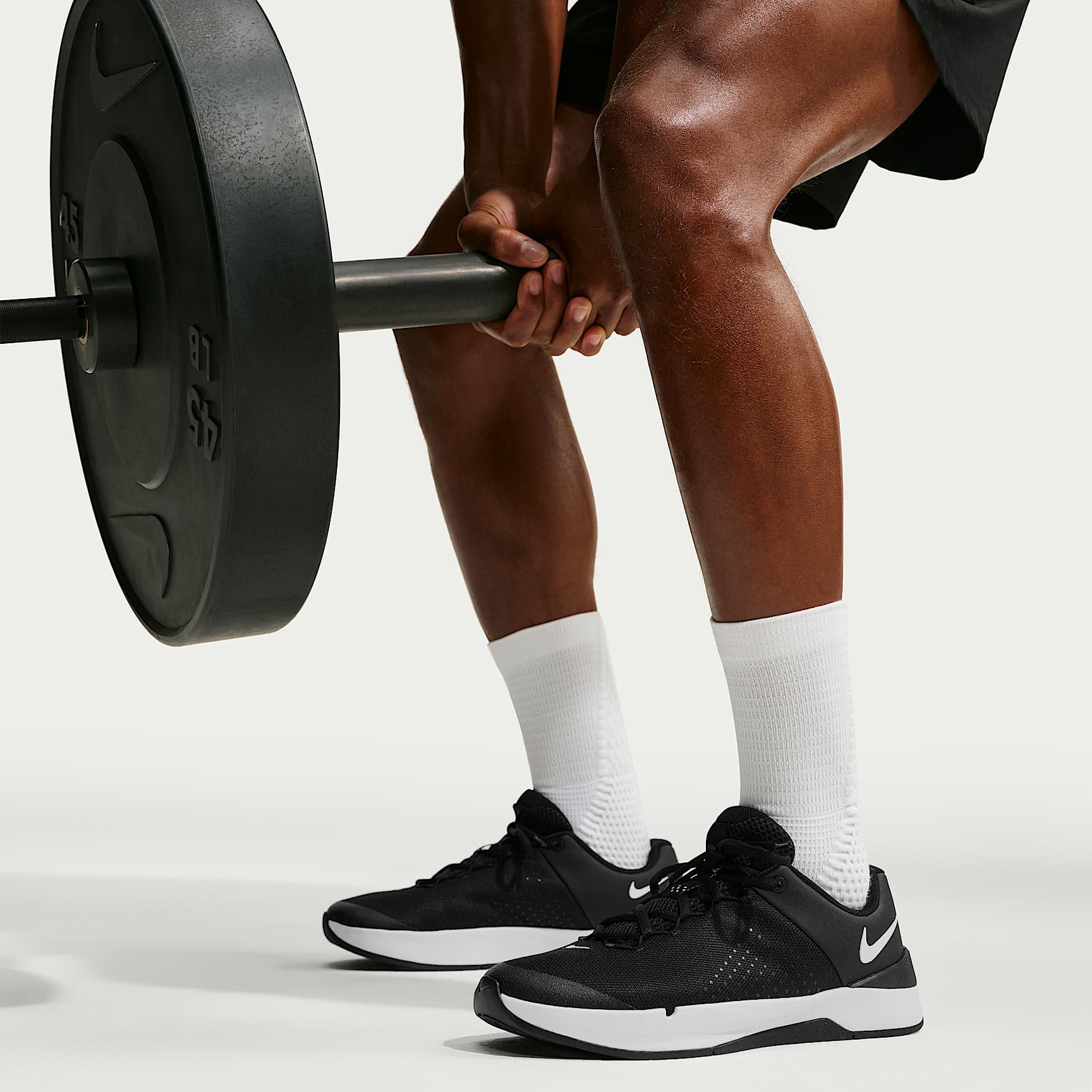 Nike MC Trainer 4 Trainingsschuh (Herren) – Schwarz/Weiß