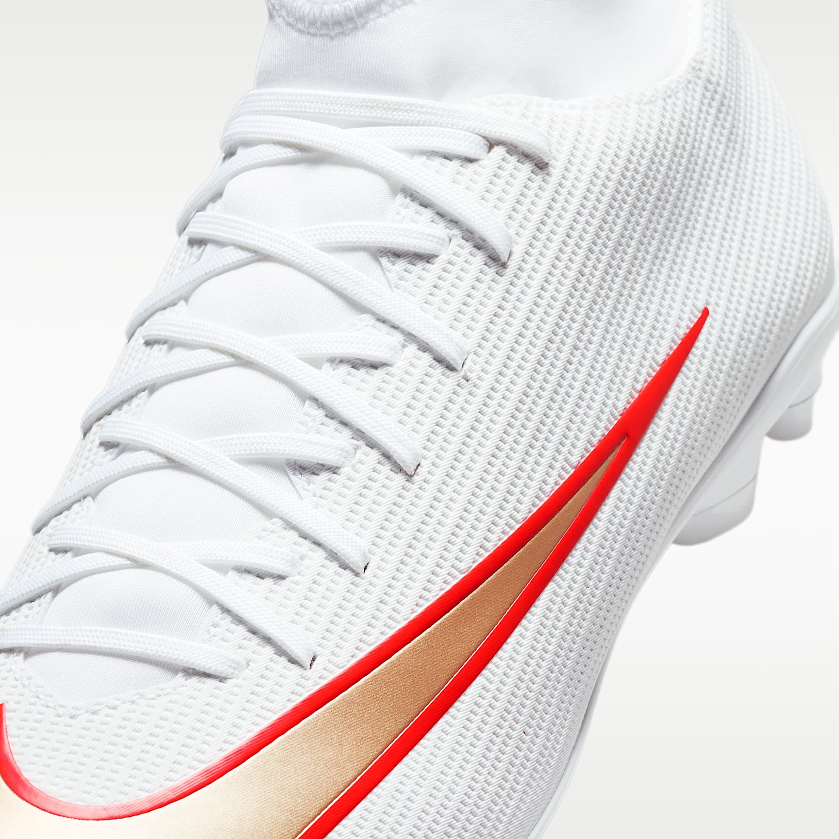 Nike Mercurial Superfly 11 Club High-Top-Fußballschuh für verschiedene Böden – Weiß/Bright Crimson/Blur