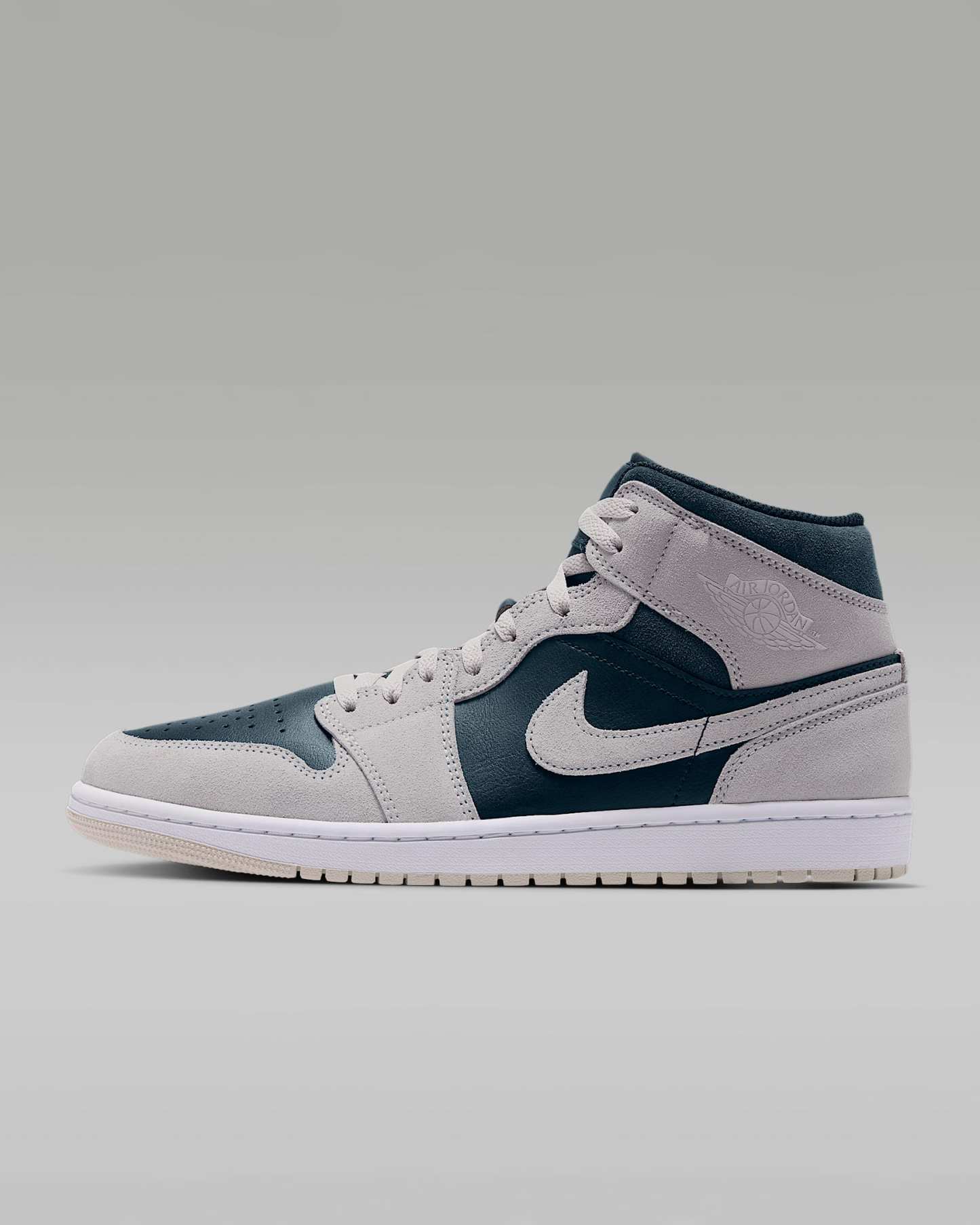 Air Jordan 1 Mid Herrenschuh – Light Orewood Brown/Midnight Spruce/Weiß/Pale Ivory