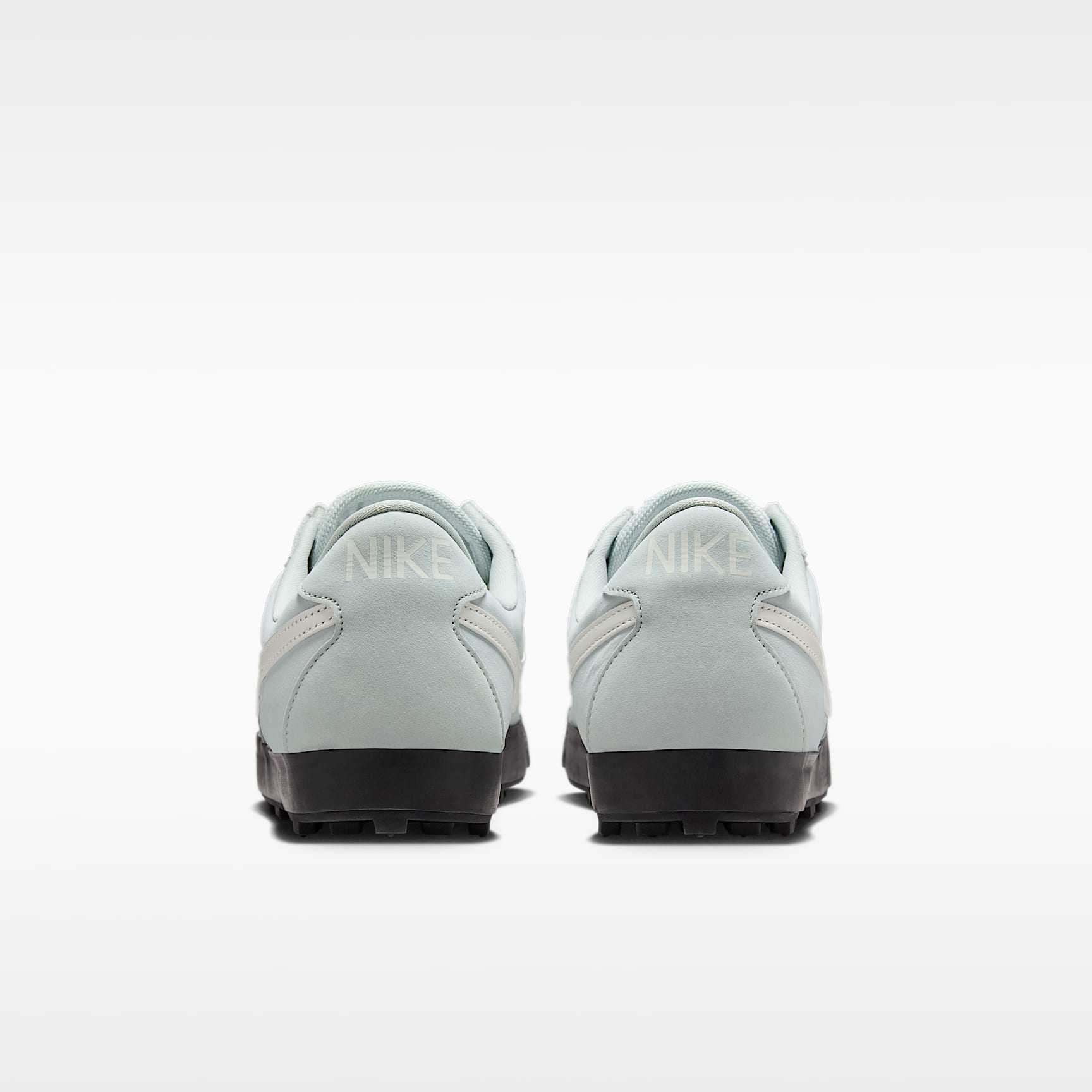 Nike Astrograbber Schuh (Herren) – Light Silver/Phantom/Schwarz/Sail