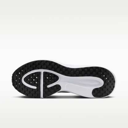 Nike Revolution 8 Straßenlaufschuh (Herren) – Schwarz/Schwarz/Weiß
