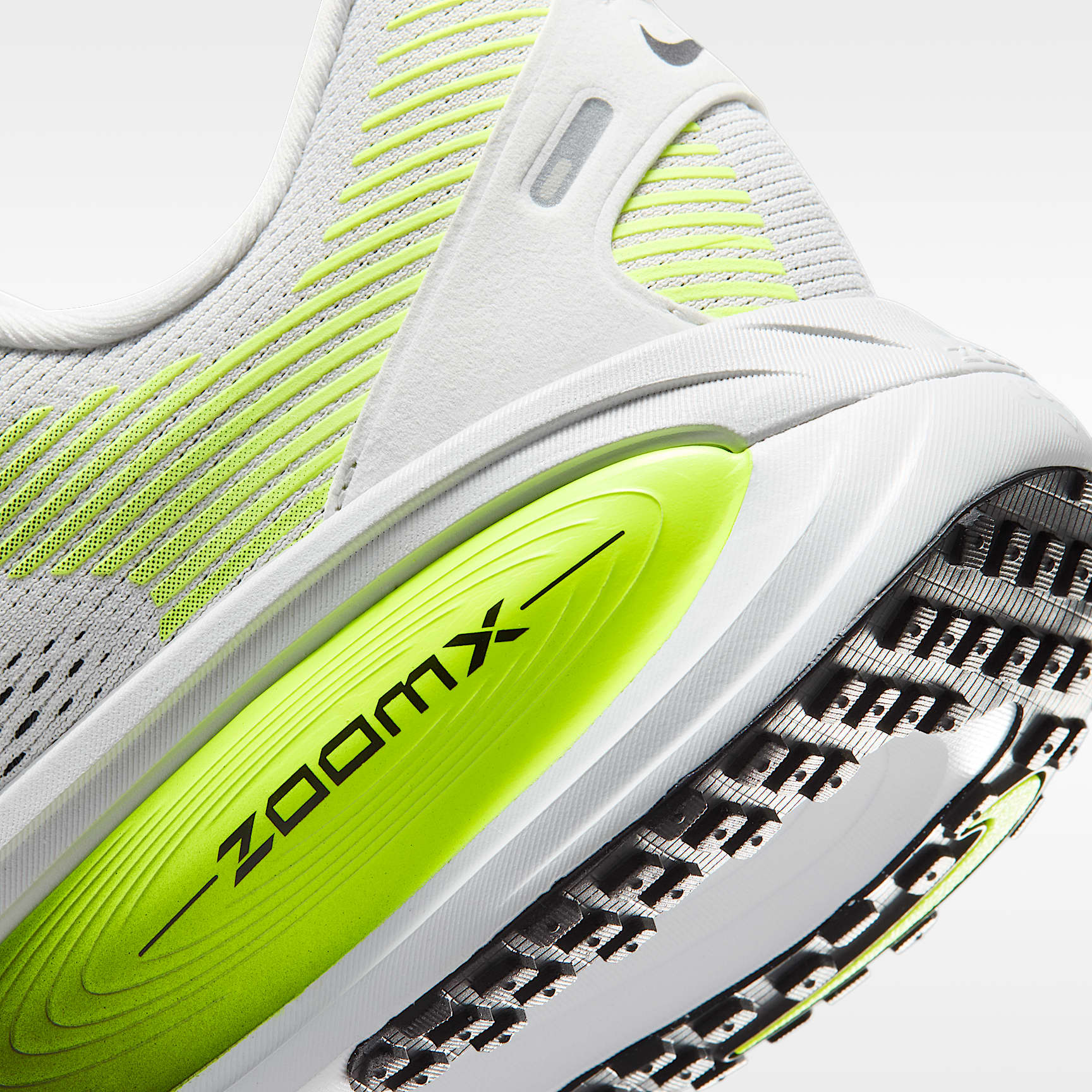 Nike Vomero 18 Straßenlaufschuh (Herren) – Photon Dust/Volt/Schwarz