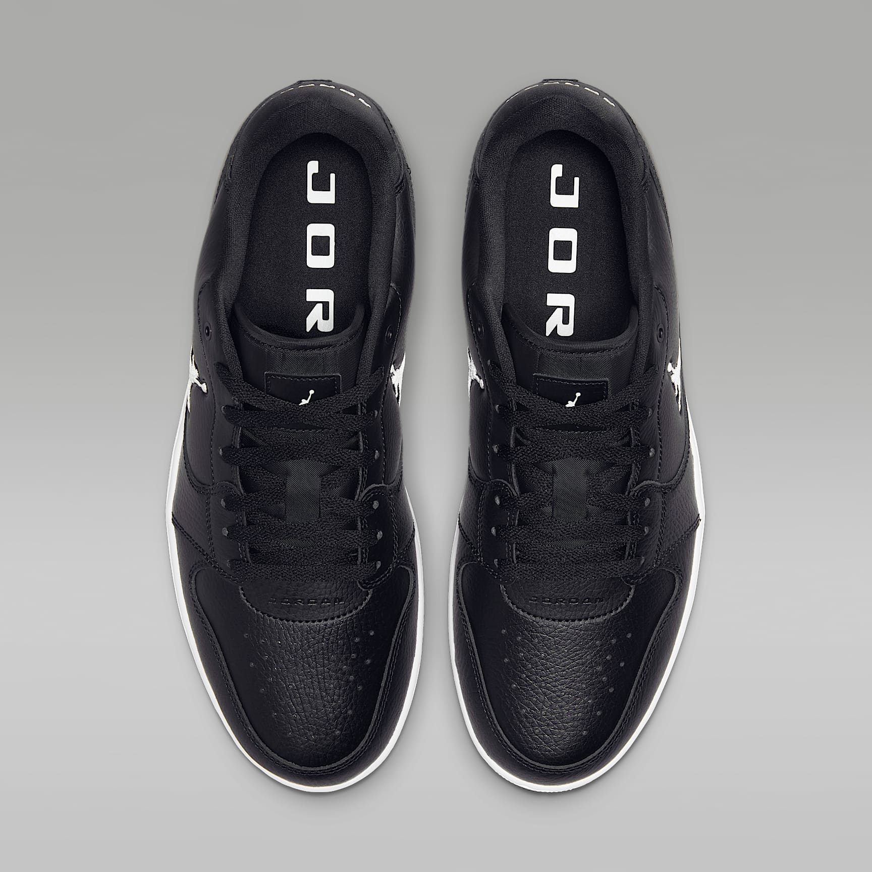 Jordan Court Connect Low Herrenschuhe – Schwarz/Weiß