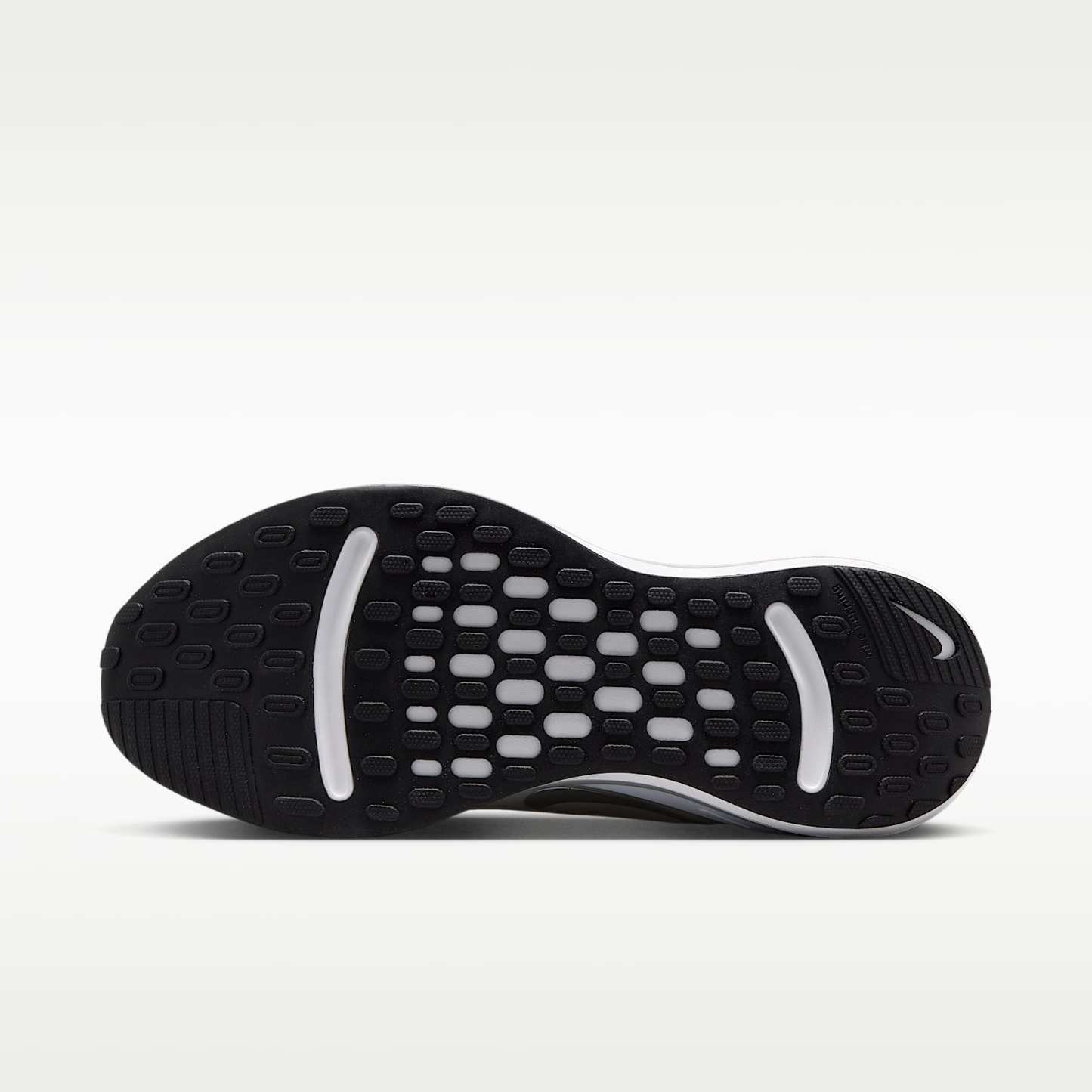 Nike Journey Run Straßenlaufschuh für Damen – Weiß/Sail/Schwarz/Metallic Silver