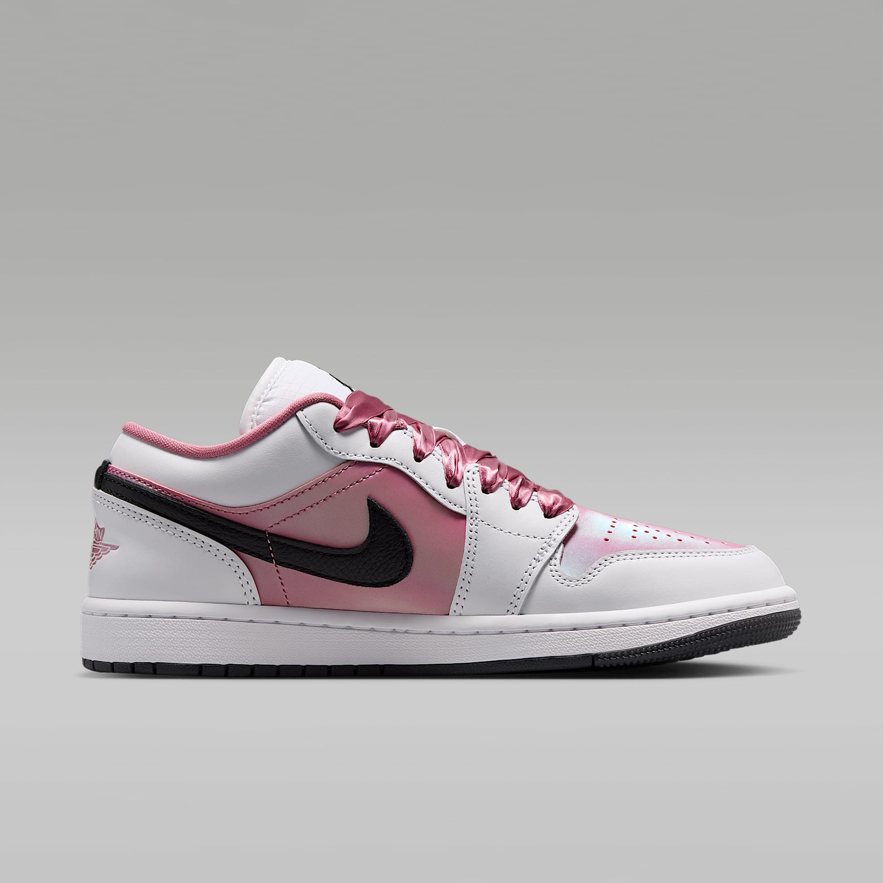 Air Jordan 1 Low SE Damenschuh – Weiß/Schwarz/Desert Berry