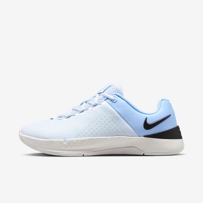 Nike MC Trainer 4 Trainingsschuh (Damen) – Football Grey/Aluminum/Off White/Schwarz