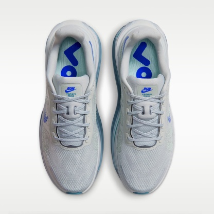 Nike Vomero Premium Straßenlaufschuh (Herren) – Grey Mist/Smokey Blue/Barely Green/Racer Blue