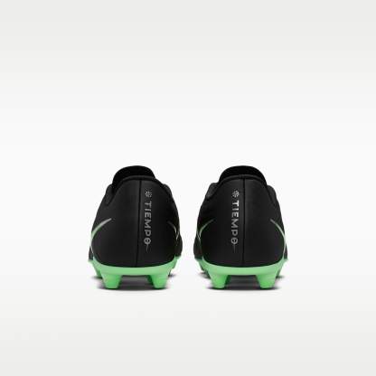Nike Tiempo Maestro Club Low-Top-Fußballschuh für verschiedene Böden – Schwarz/Schwarz/Illusion Green