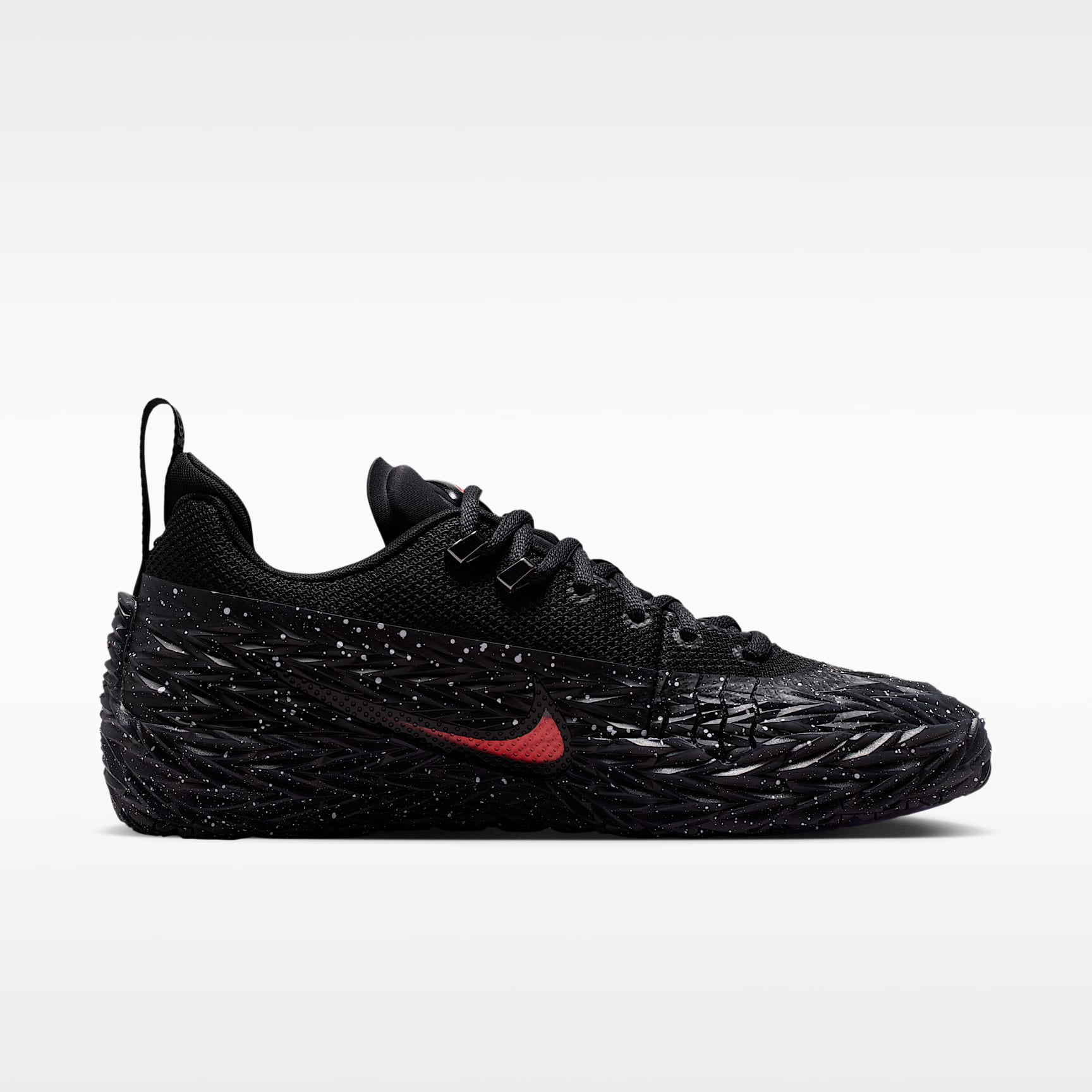 Nike S.T. Charge Basketballschuh – Schwarz/Dark Smoke Grey/Schwarz/Bright Crimson