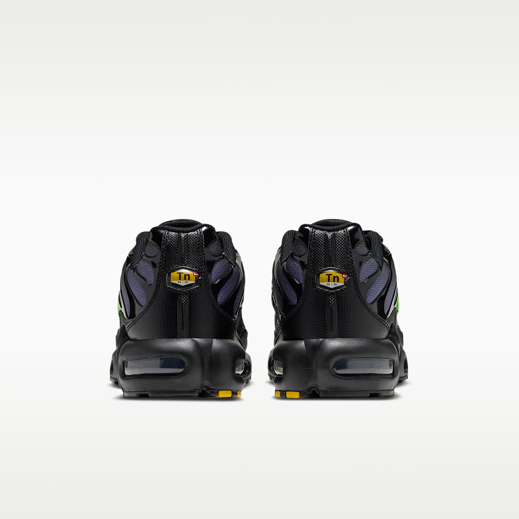 Nike Air Max Plus Schuh (Herren) – Schwarz/Canyon Purple/Electric Green