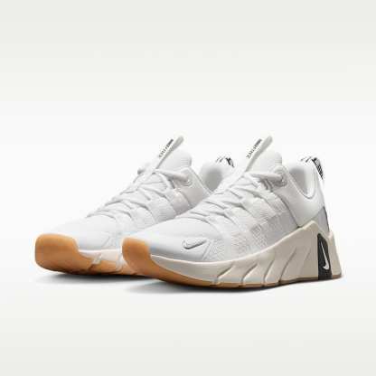Nike Free Metcon 7 Trainingsschuhe (Damen) – Summit White/Anthracite/Phantom/Metallic Silver