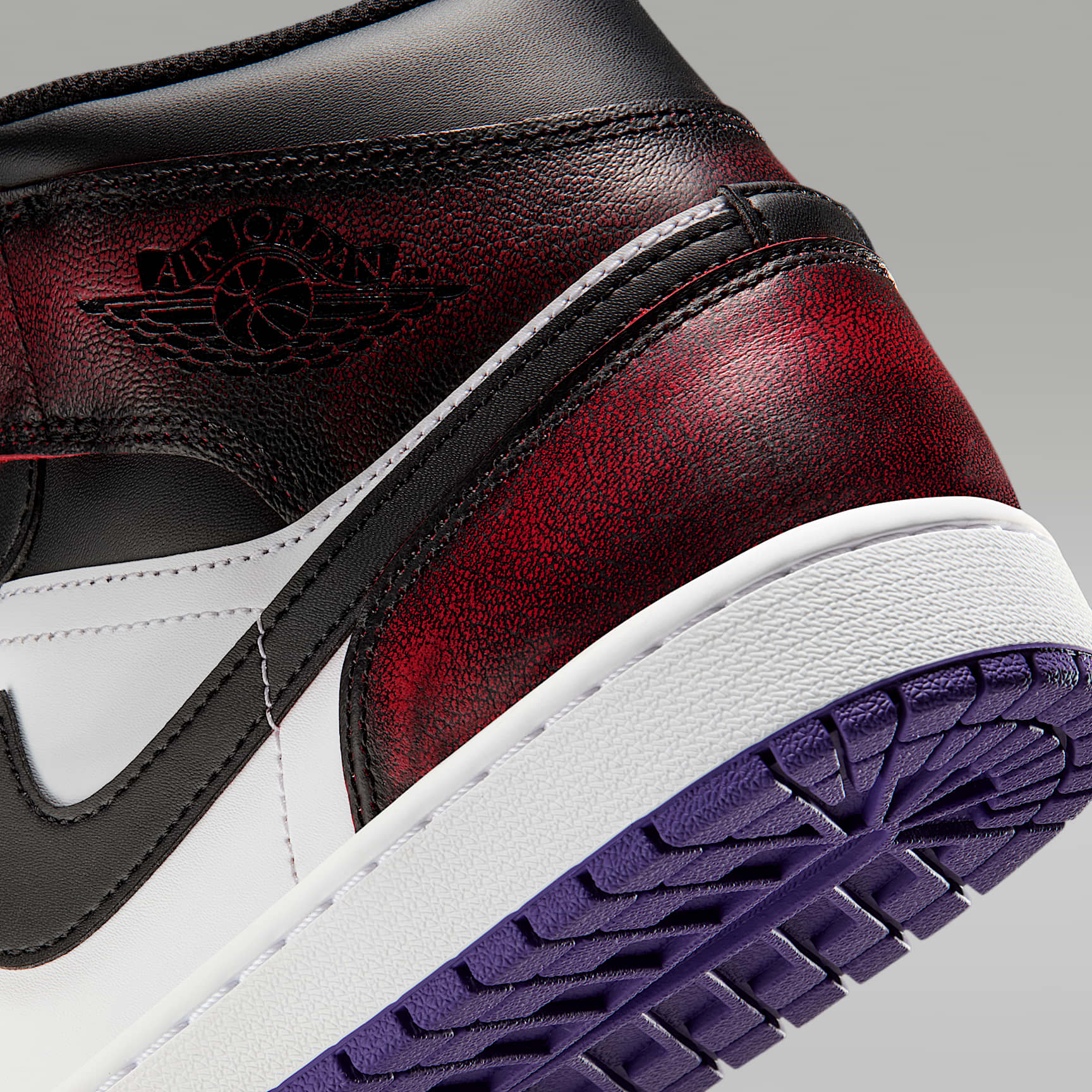 Air Jordan 1 Mid SE Schuh (Herren) – True Red/Weiß/Court Purple/Schwarz