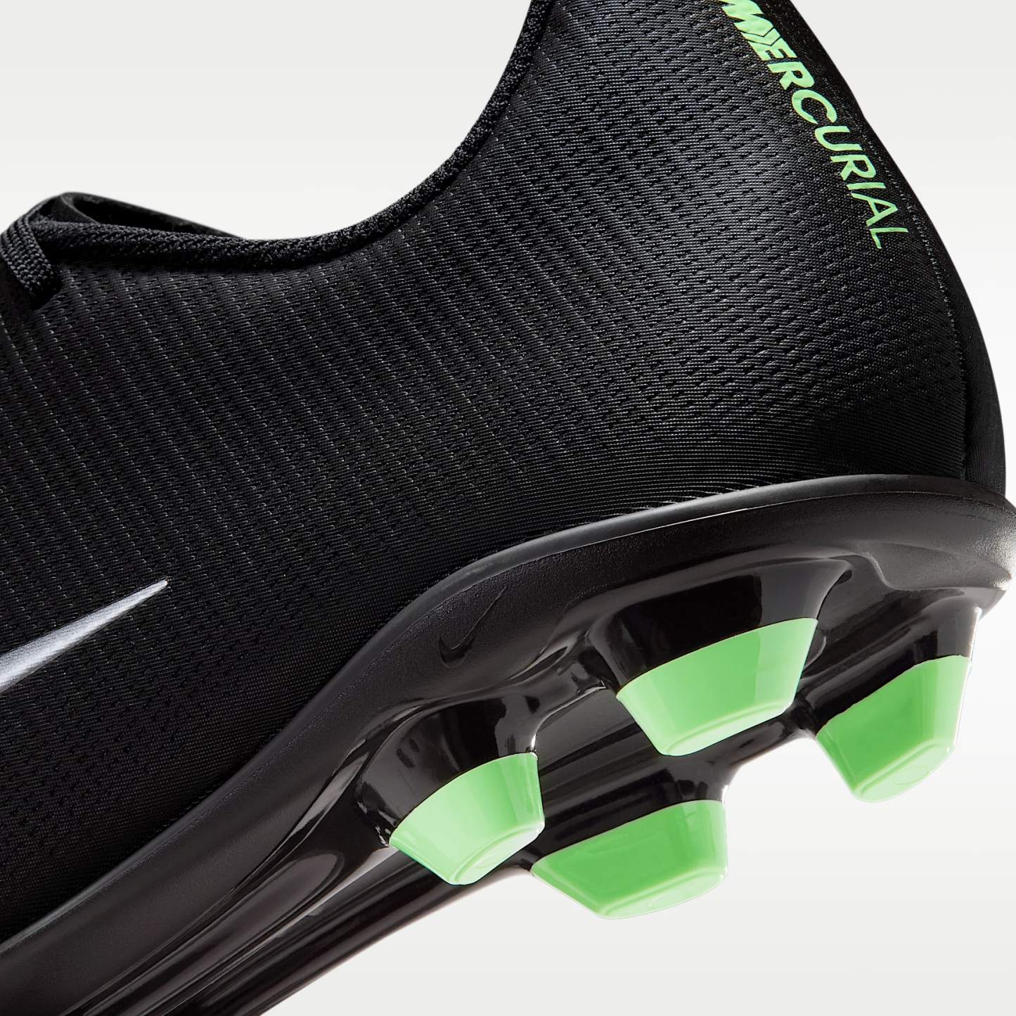 Nike Mercurial Vapor 17 Club Low-Top-Fußballschuh für verschiedene Böden – Schwarz/Schwarz/Illusion Green
