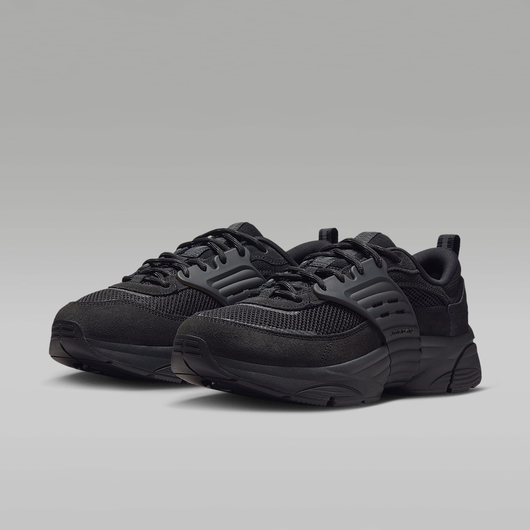 Jordan Trunner O/S Schuhe (Herren) – Schwarz/Anthracite/Schwarz