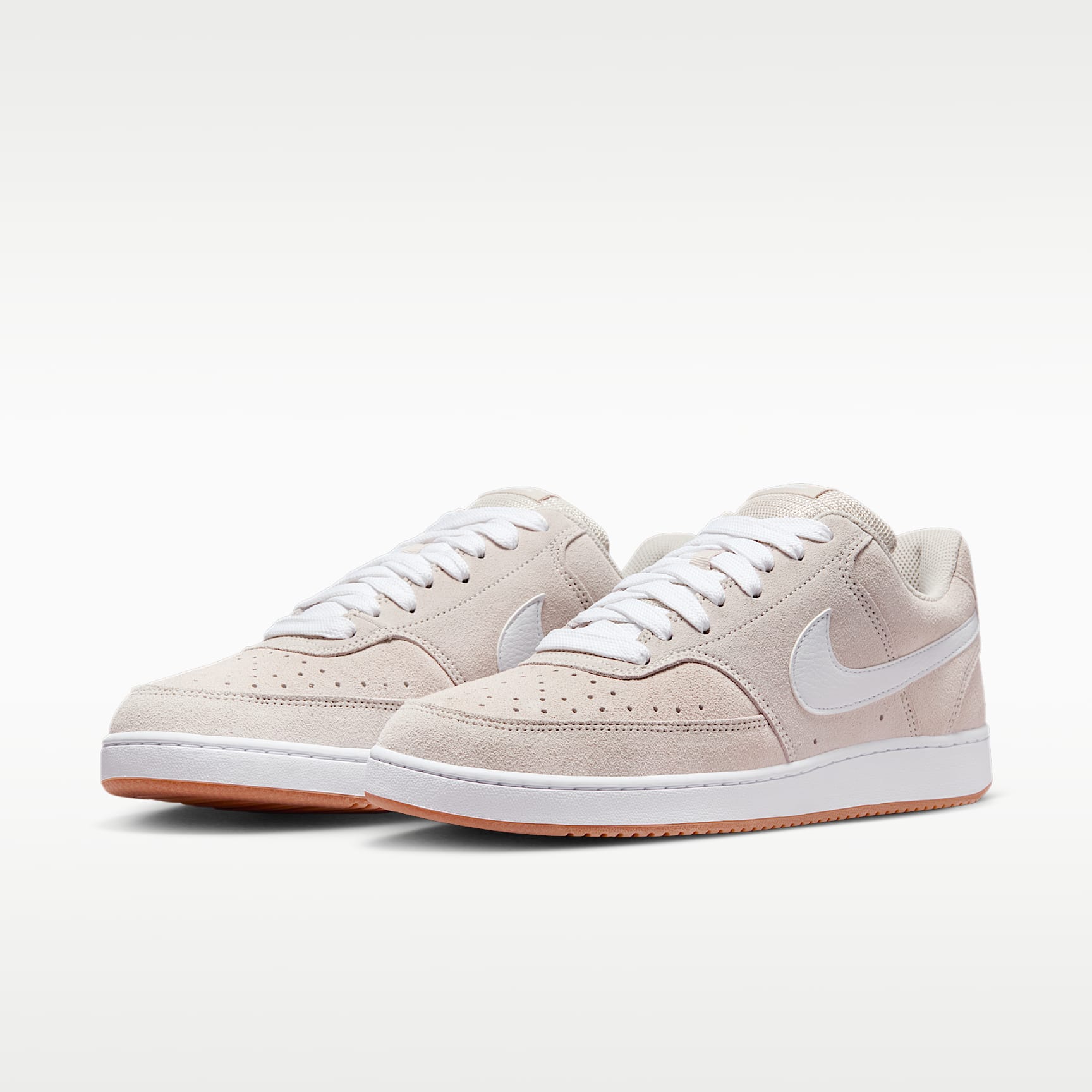 Nike Court Vision Low FL Schuh (Herren) – Light Orewood Brown/Gum Medium Brown/Weiß