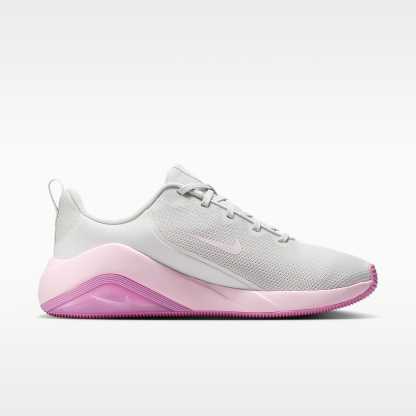 Nike Bella 7 Workout-Schuh (Damen) – Photon Dust/Light Magenta/Pink Foam