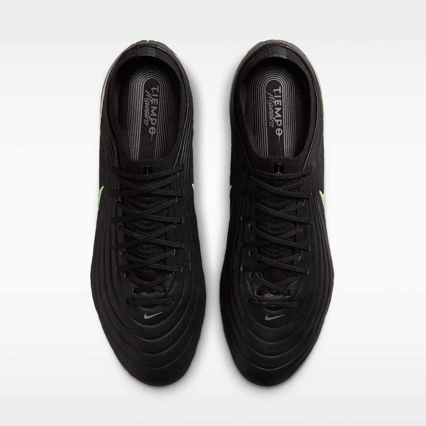 Nike Tiempo Maestro Elite Low Top Fußballschuh für normalen Rasen – Schwarz/Schwarz/Illusion Green