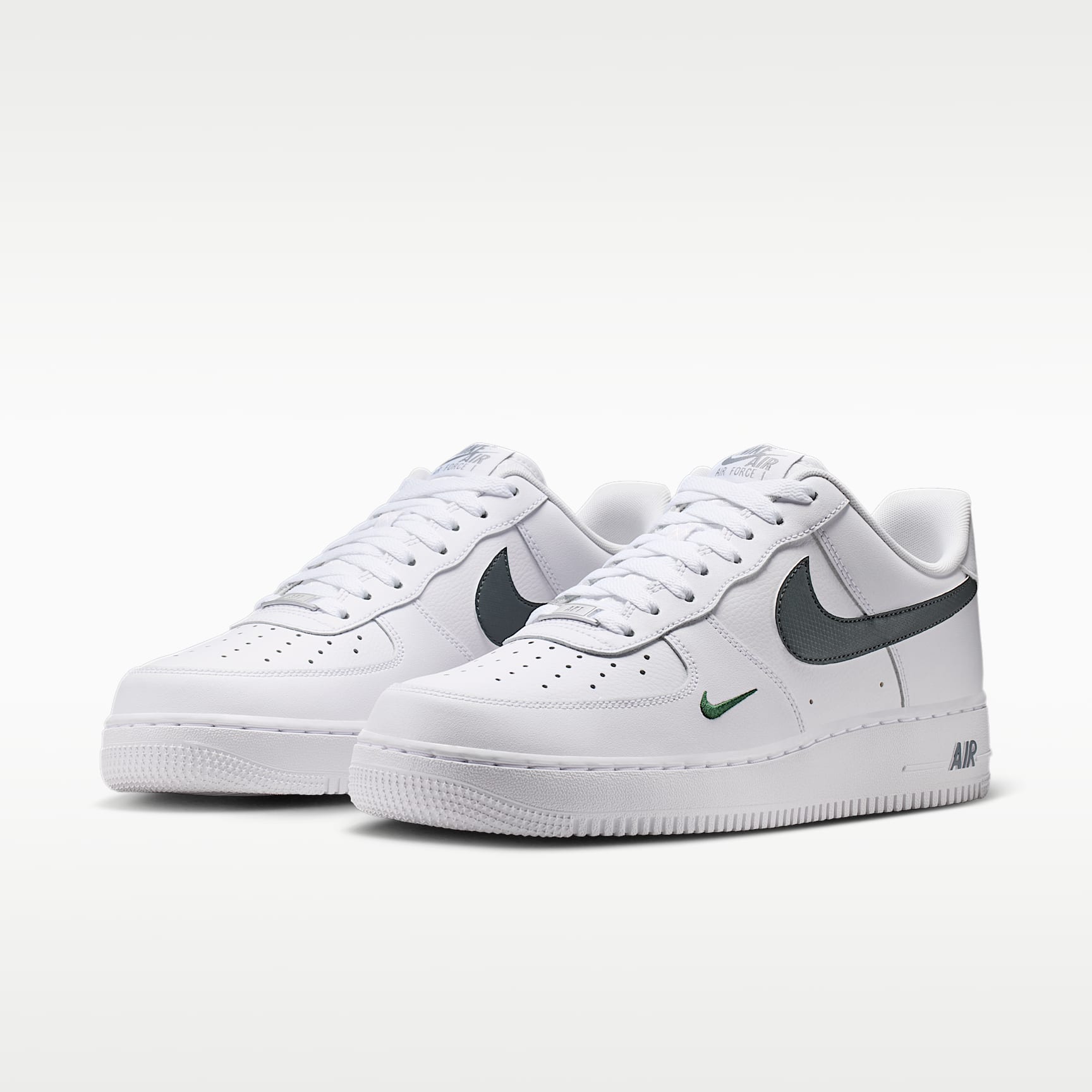 Nike Air Force 1 '07 Schuh (Herren) – Weiß/Fir/Cool Grey/Cool Grey