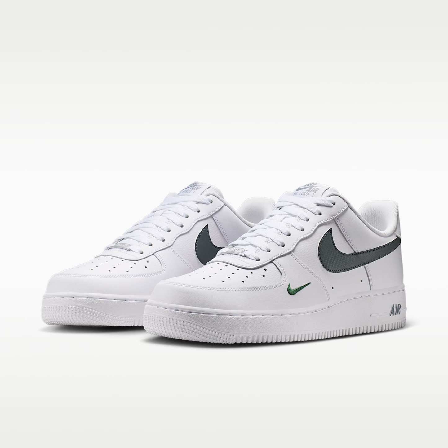 Nike Air Force 1 '07 Schuh (Herren) – Weiß/Fir/Cool Grey/Cool Grey