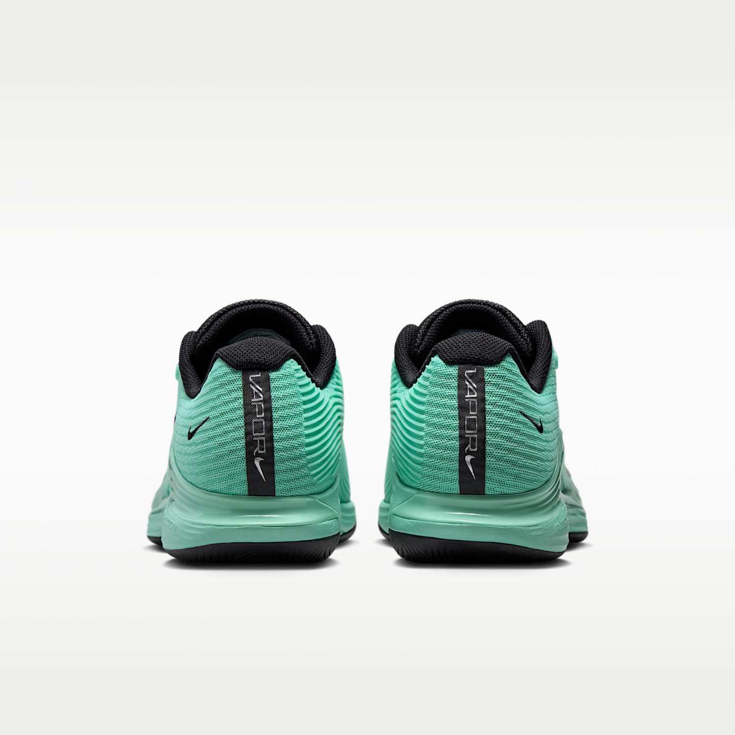 Nike Vapor 12 PRM Tennisschuh für Hartplätze (Damen) – Mint/Schwarz/Metallic Silver
