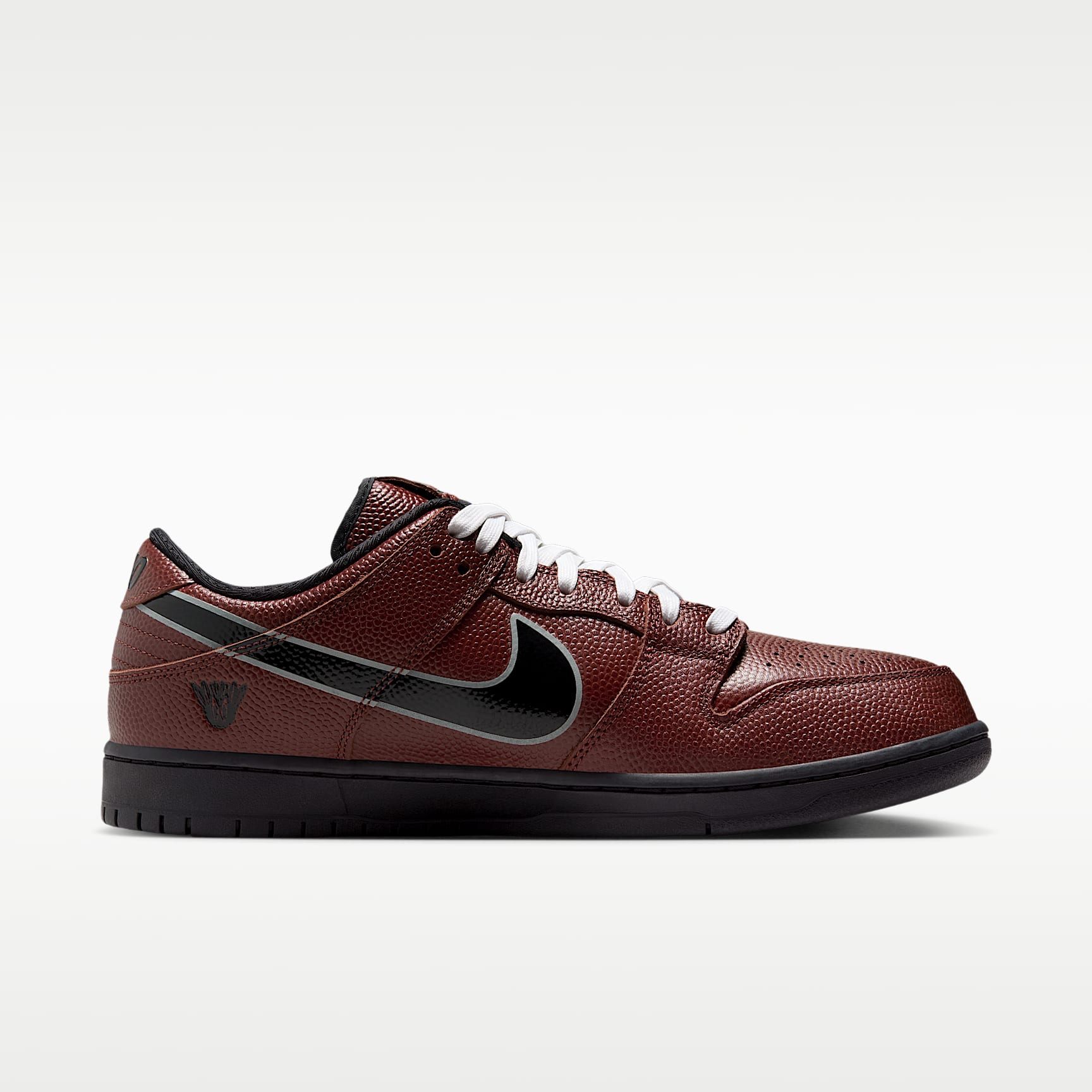 Nike SB Dunk Low Pro Skateboardschuh – Dark Pony/Silber/Weiß/Schwarz