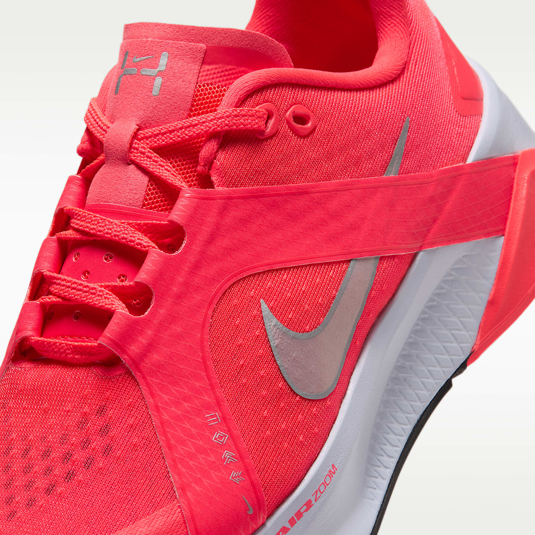 Nike Hybrid RN Trainingsschuh (Damen) – Laser Crimson/Football Grey/Football Grey/Metallic Silver