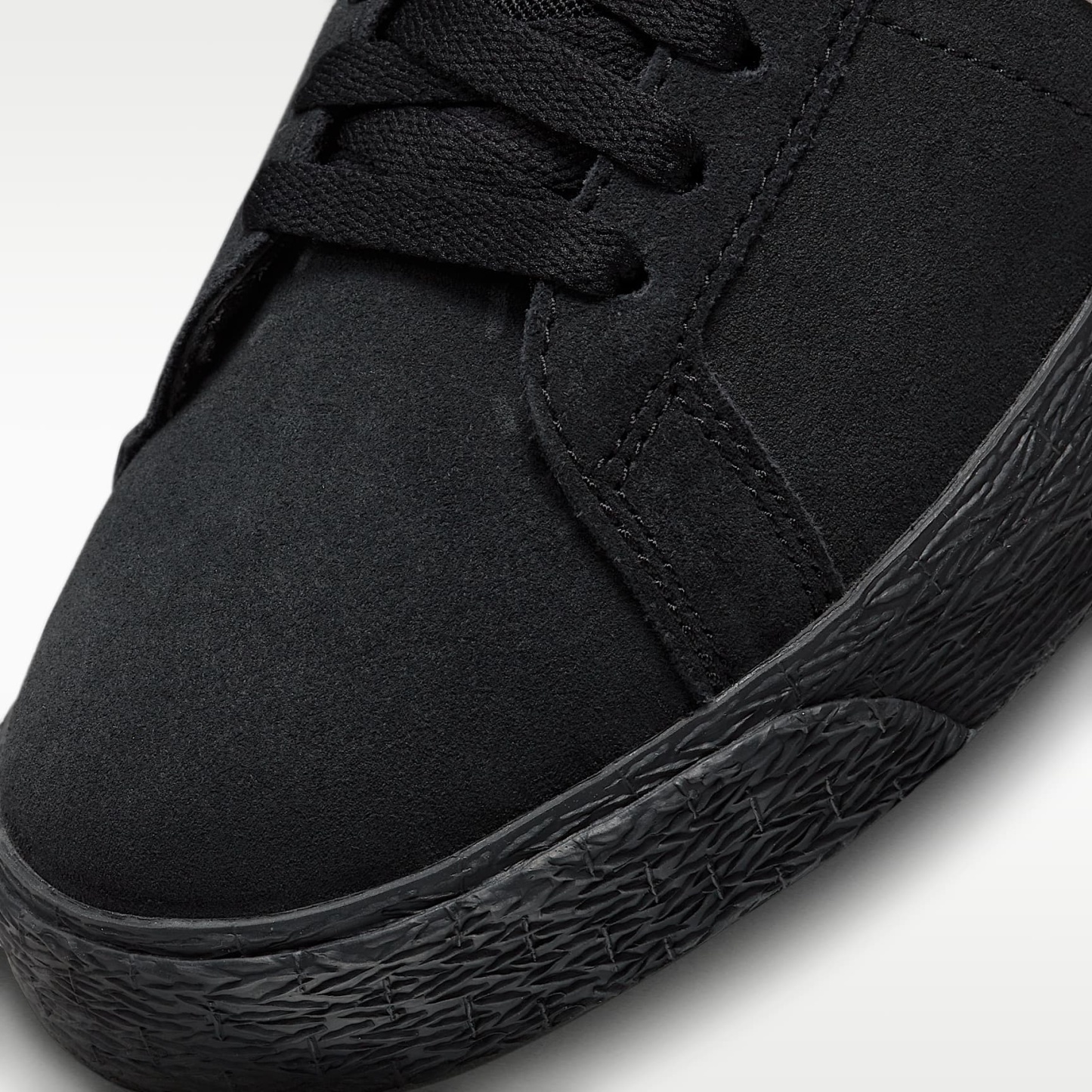 Nike SB Zoom Blazer Mid Skateboardschuh – Schwarz/Schwarz/Schwarz/Weiß