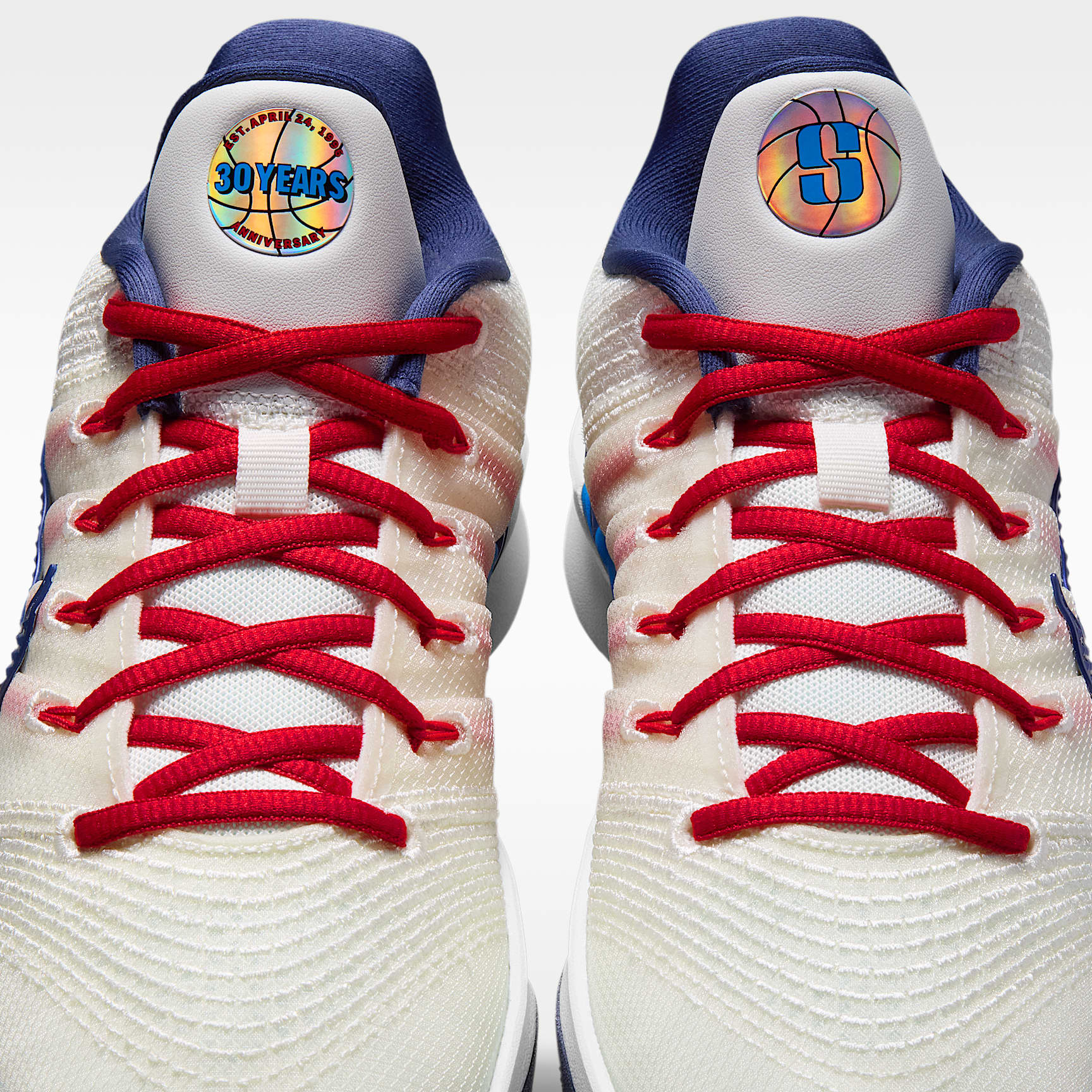 Sabrina 3 "WNBA 30th" Basketballschuh – Sail/Atom Red/Photo Blue/Team Navy